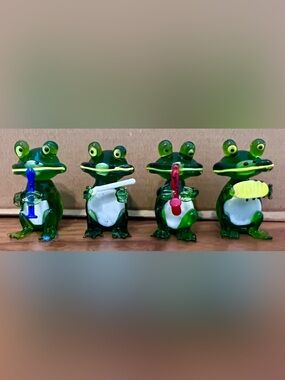 Vintage four musician, frogs Hand blown pan flute glass